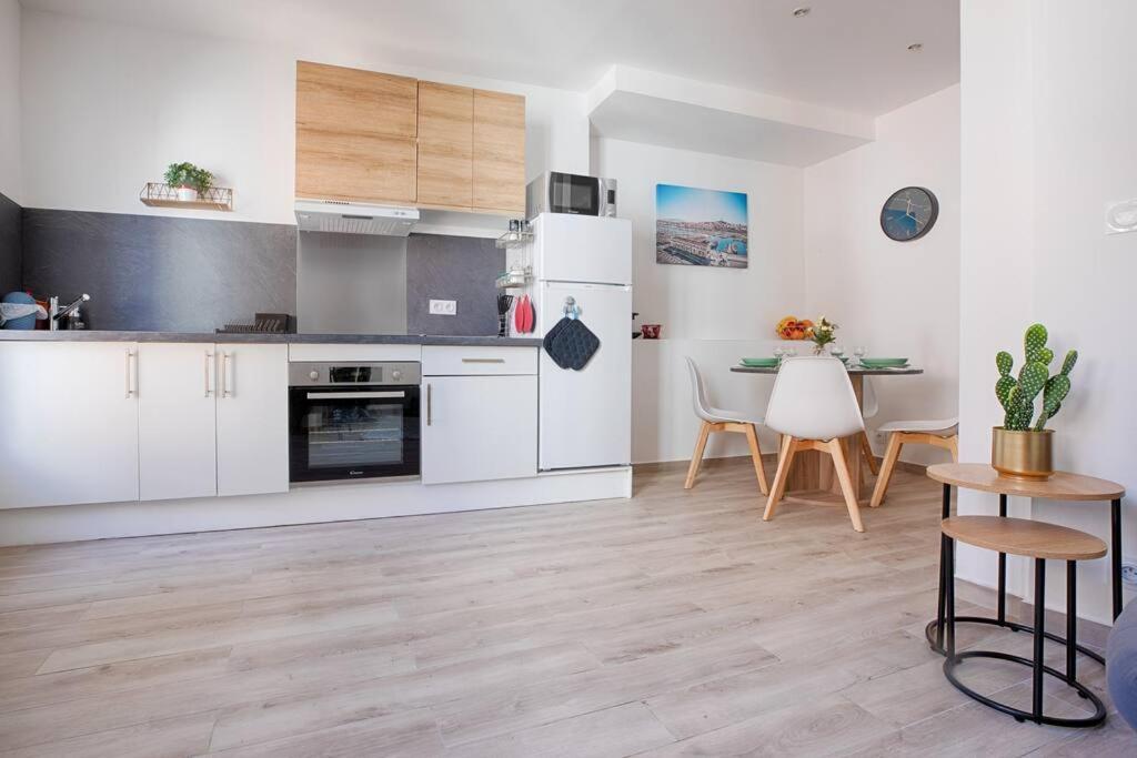 Apartamento Joli T3 Avec Balcon - Gare St-Charles A 50 M Marsella Exterior foto